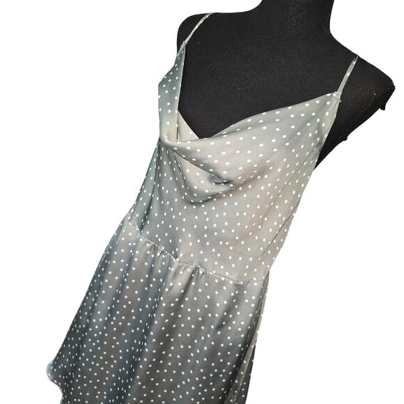 ⭐️Lulu's Gray Silver Polka Dot Spot in My Heart Satin Cowl Neck Mini Dress Sz XL - Picture 4 of 10